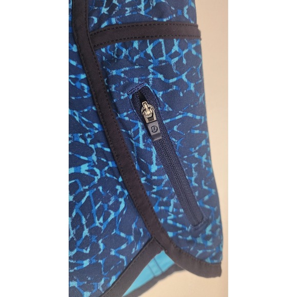 Lululemon Blue Tracker Running Shorts Side Zip Pocket Athletic Gym Sz S - Picture 4 of 4